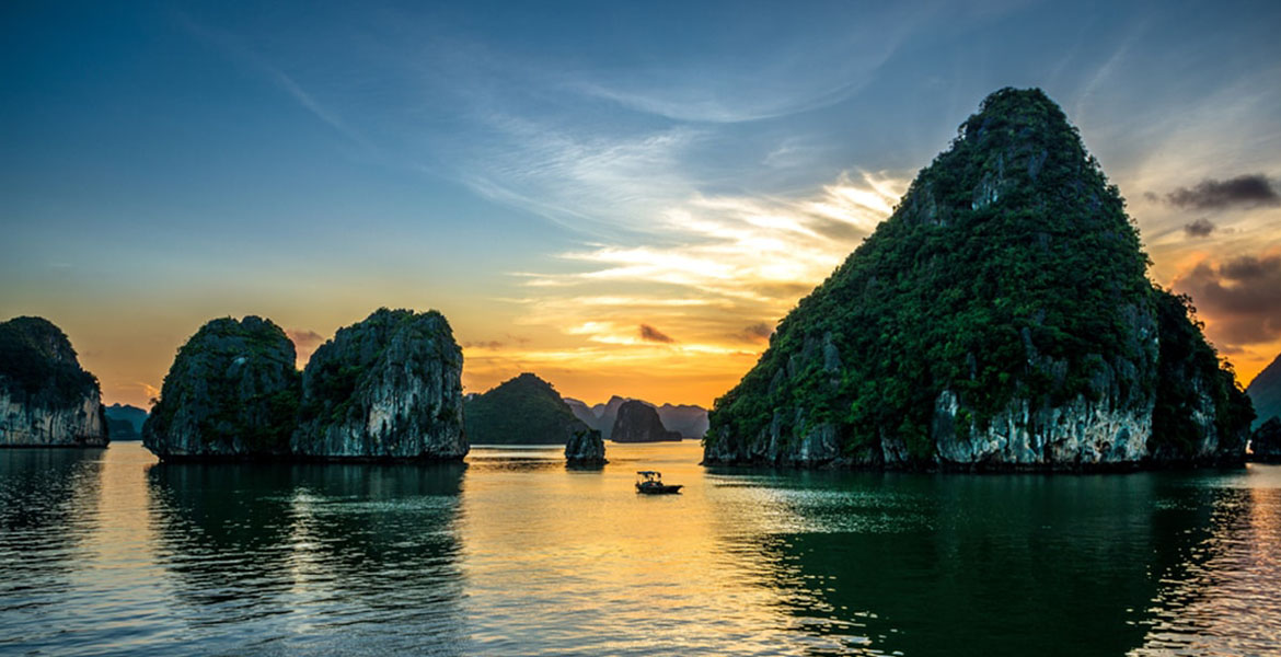 Halong Bay Weather in September
