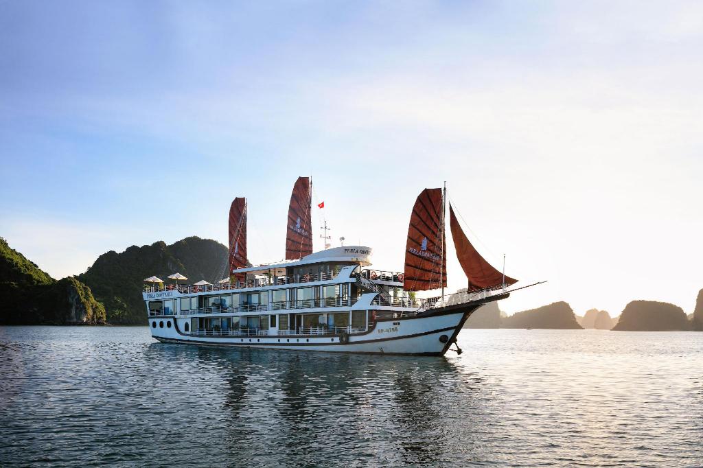 How long does it take from Hanoi to Halong Bay?