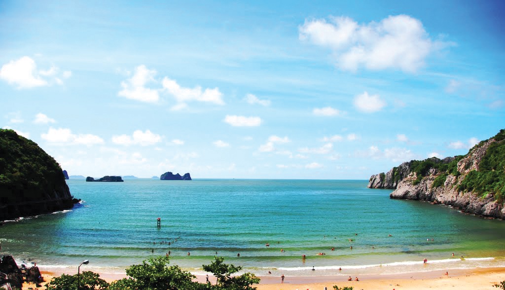 Should you Visit Cat Ba or Phu Quoc?