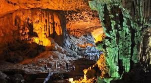 Thien Cung Cave