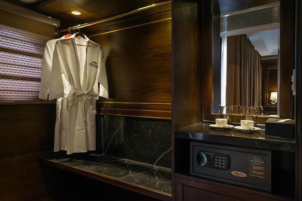 Executive Balcony