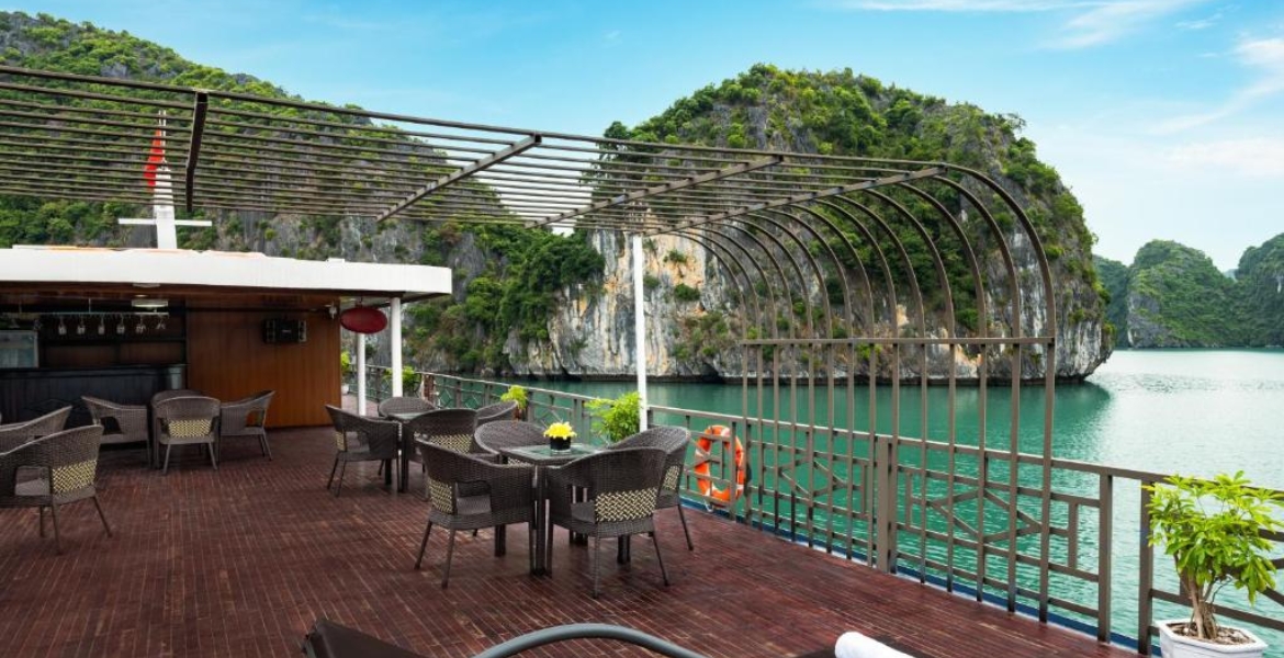 La Pandora Boutique Cruise