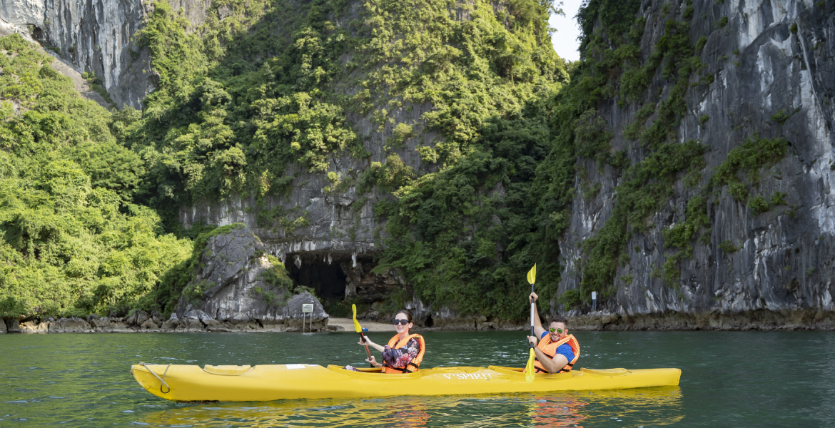 Amanda Cruise Halong Bay