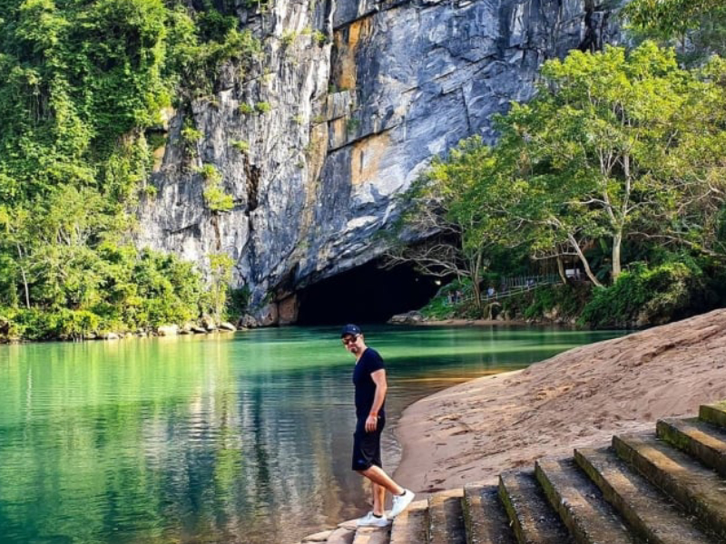 Paradise Cave & Phong Nha Cave One Day