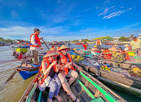 Vietnam Authentic Food Tour