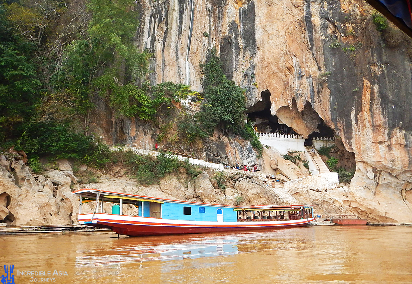 Boat Trip to Pak Ou caves