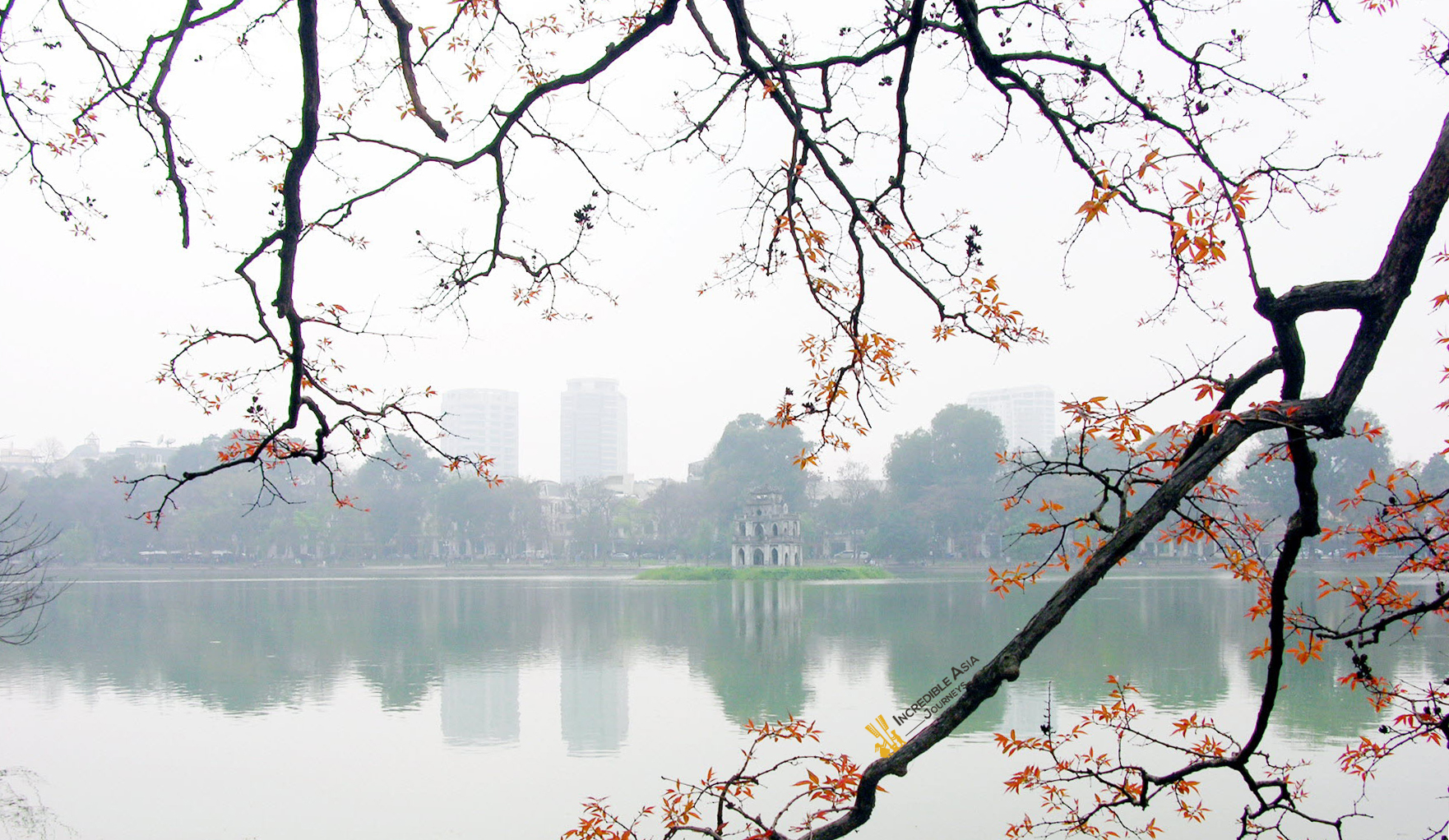 Hoan Kiem Lake