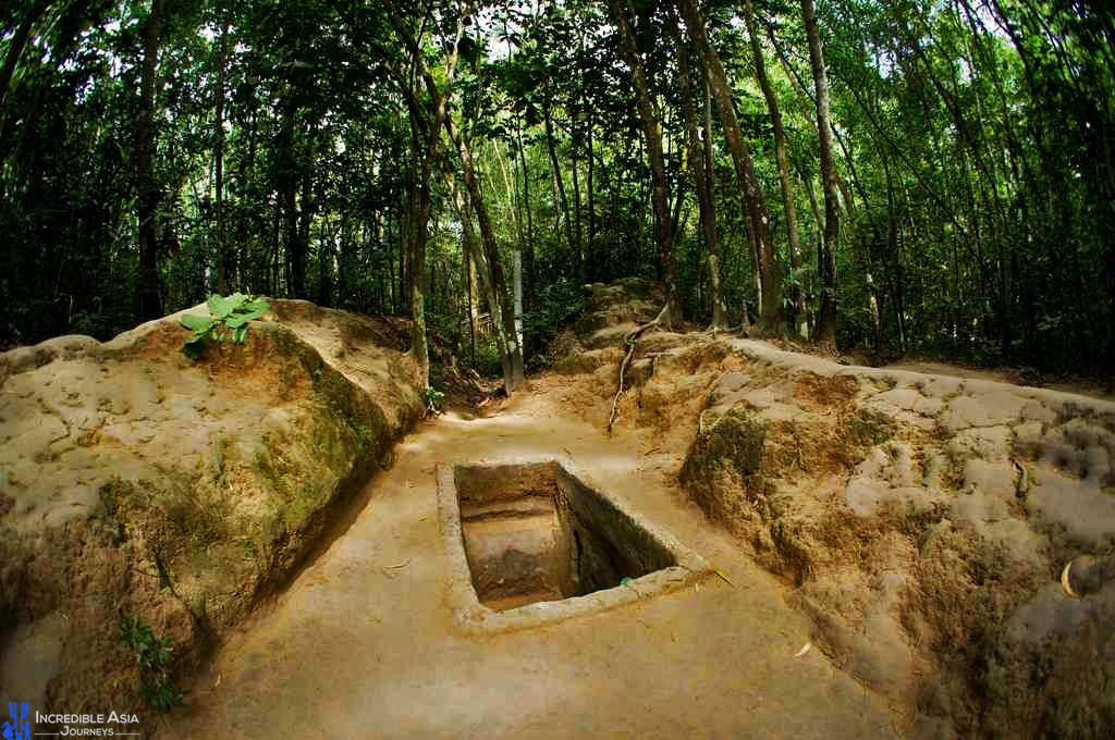 Cu Chi Tunnels