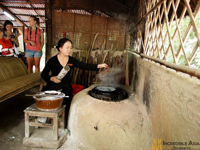 Cu Chi Tunnels