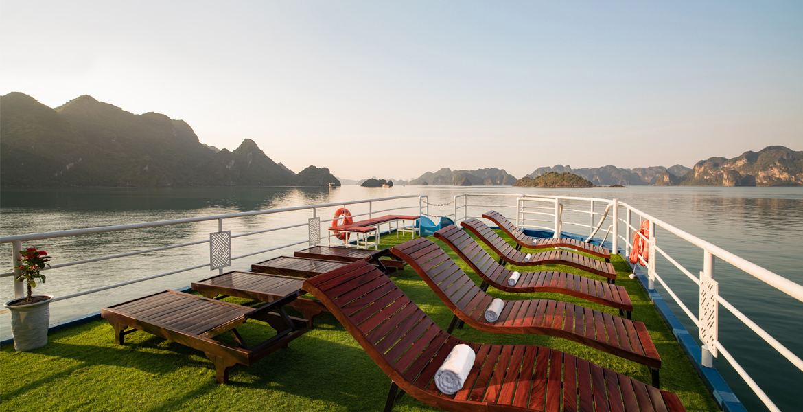Hanoi – Halong Bay – Lan Ha Bay – Overnight on cruise.