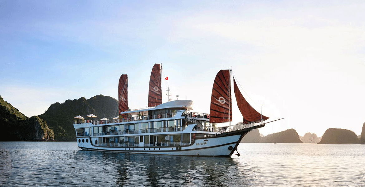 Hanoi – Halong Bay – Overnight on cruise.