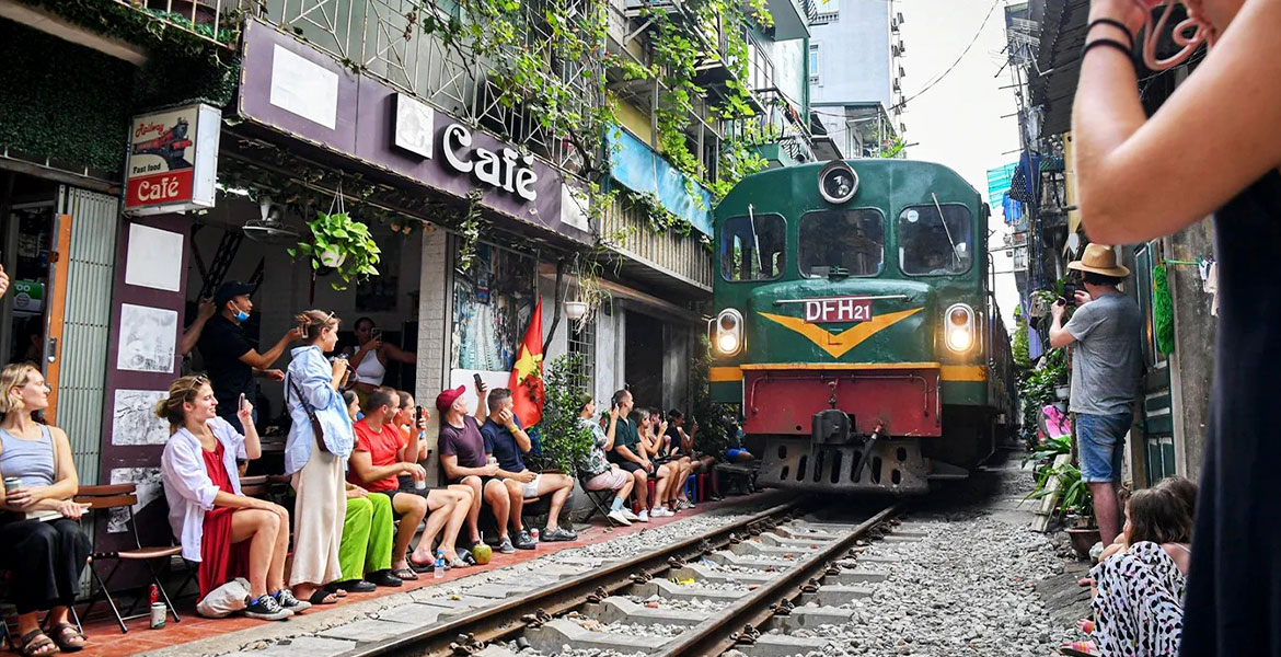 Hanoi Train Street