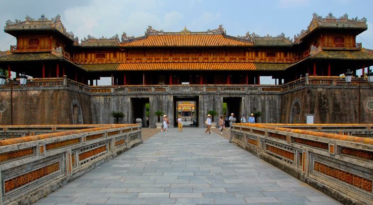 Hue ancient capital sightseeing