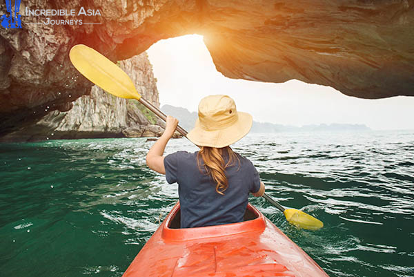 Kayaking in Halong Bay 2 days 1 night trip