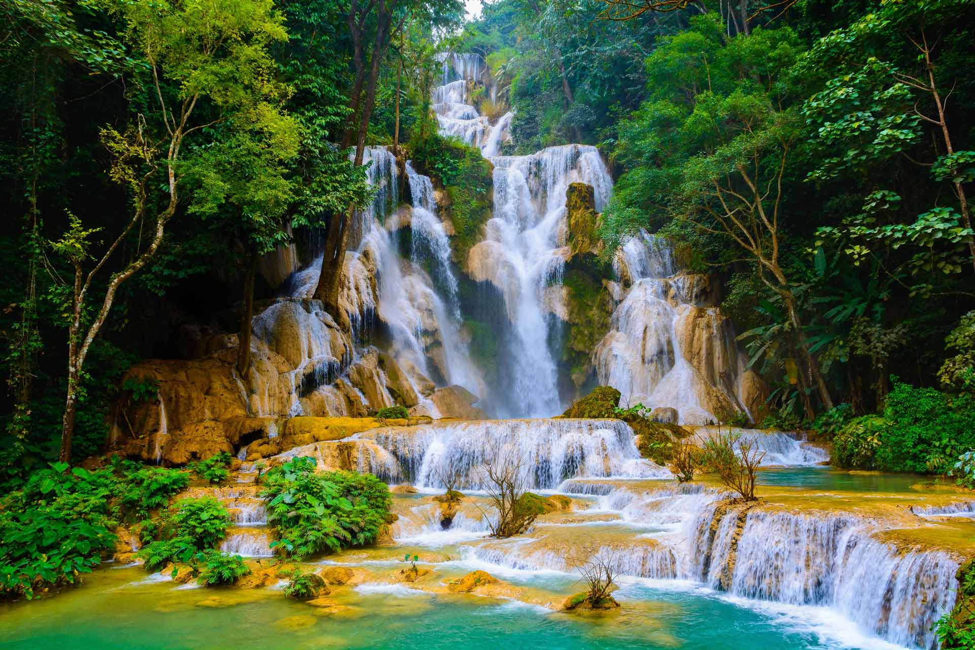 Luang Prabang – City Tour – Kuang Si Waterfall.
