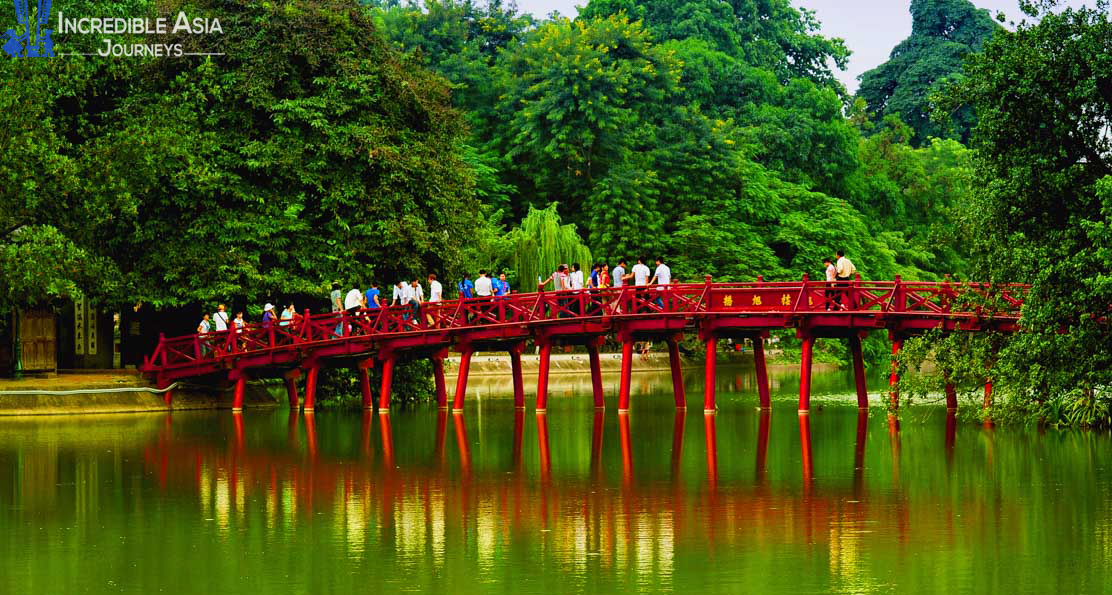 Ngoc Son Temple