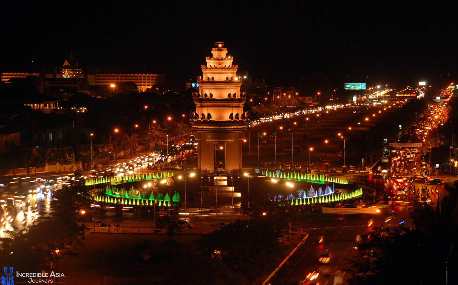 Phnom Penh at night