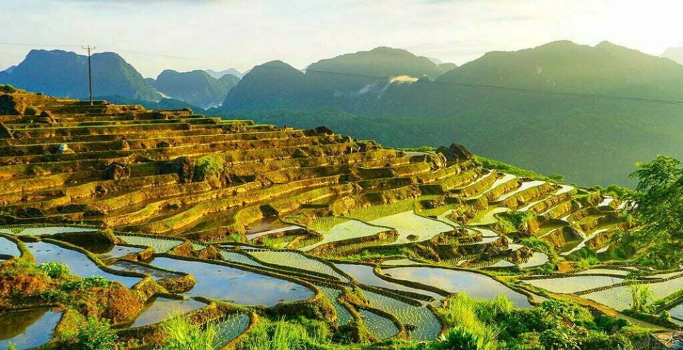 Pu Luong massive view