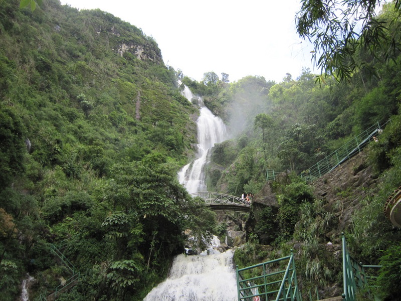 Silver Waterfall