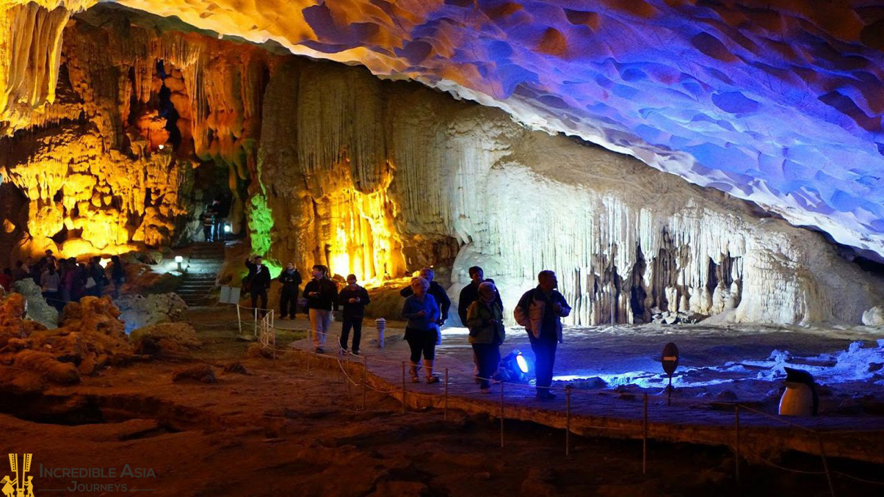 Sung Sot Cave in Halong Bay