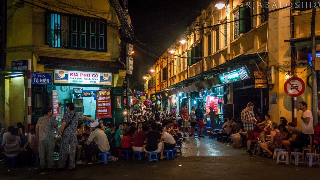 Ta Hien Street