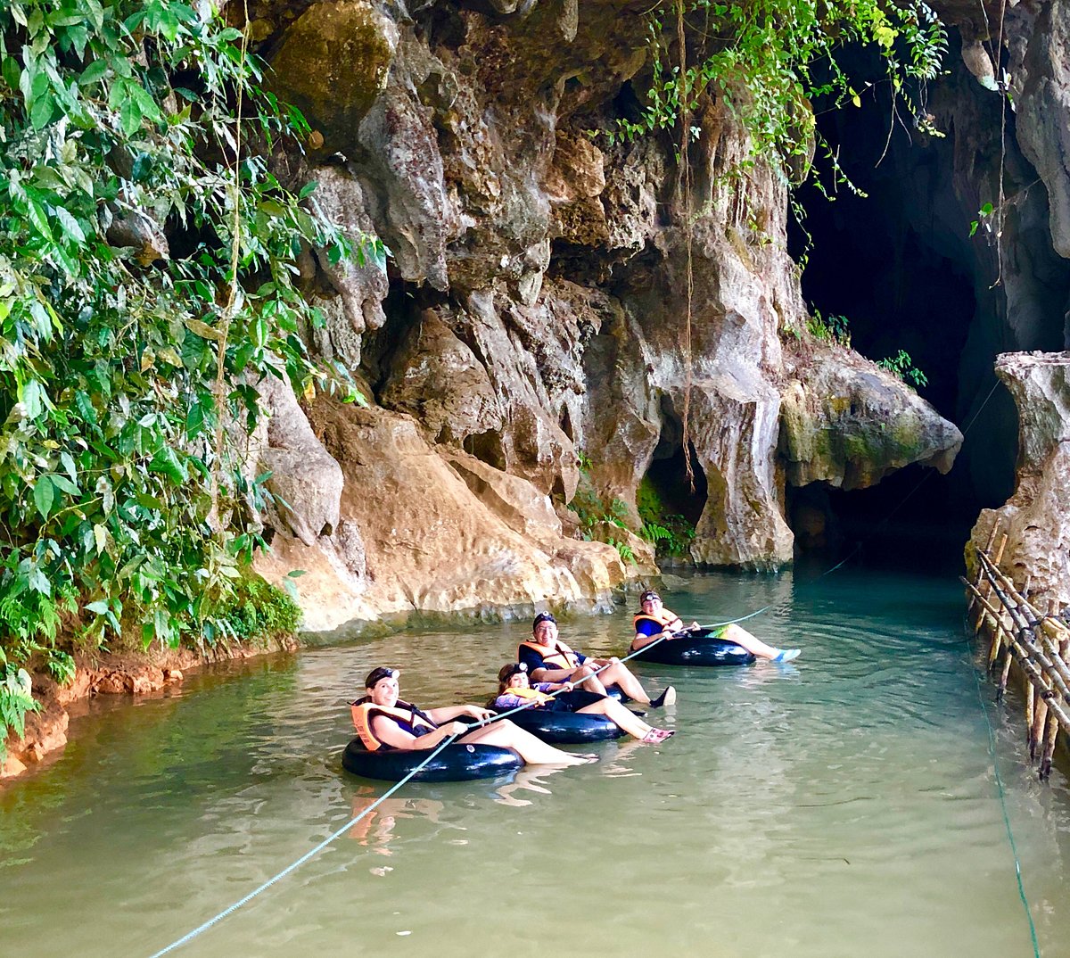 Vientiane – Vang Vieng by express train.