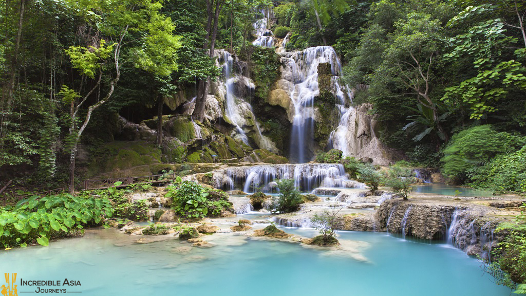 Kuang Sii Waterfalls
