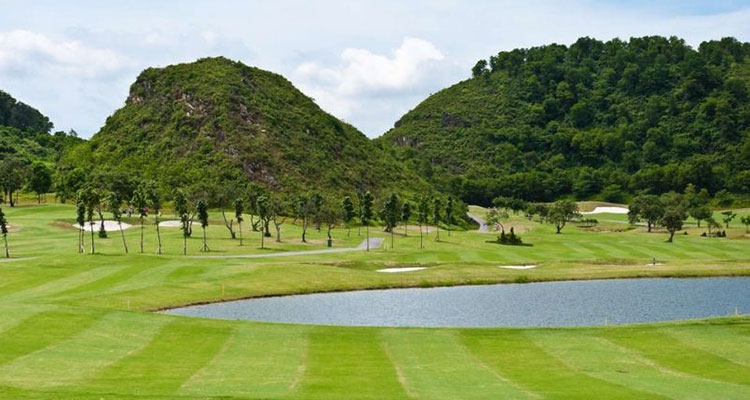 Hanoi, Hoa Binh, Ninh Binh Golf Tour
