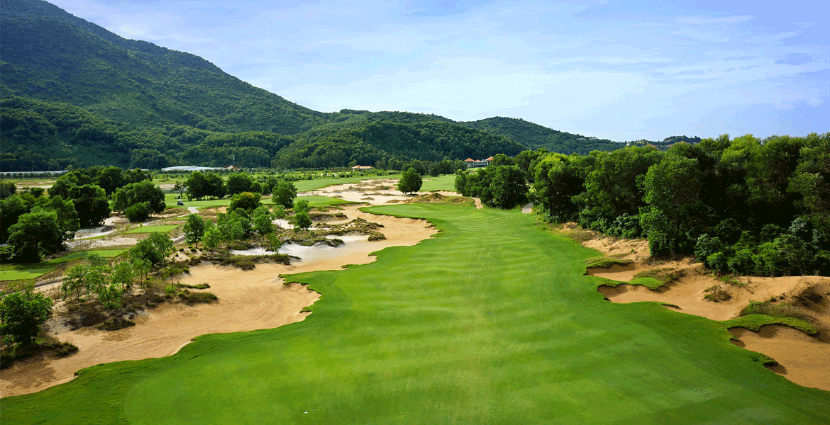 Luxury Central Vietnam Golf Tour