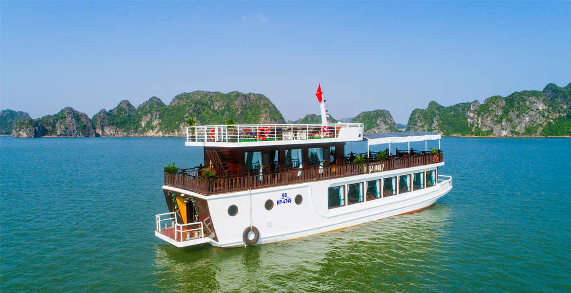 La Regina Halong Bay Day Cruise