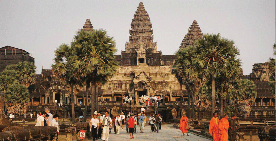 Angkor Wat Tours and Around