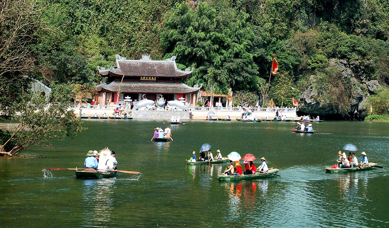 Hanoi to Halong Bay & Excursions