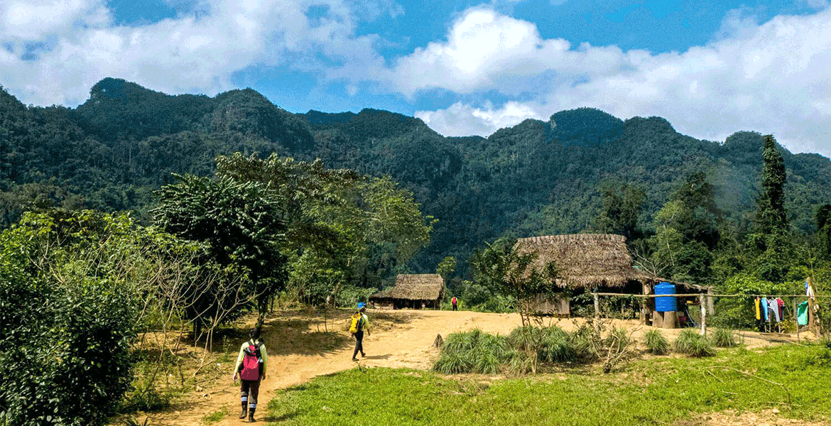 Discover Phong Nha cave from Hanoi