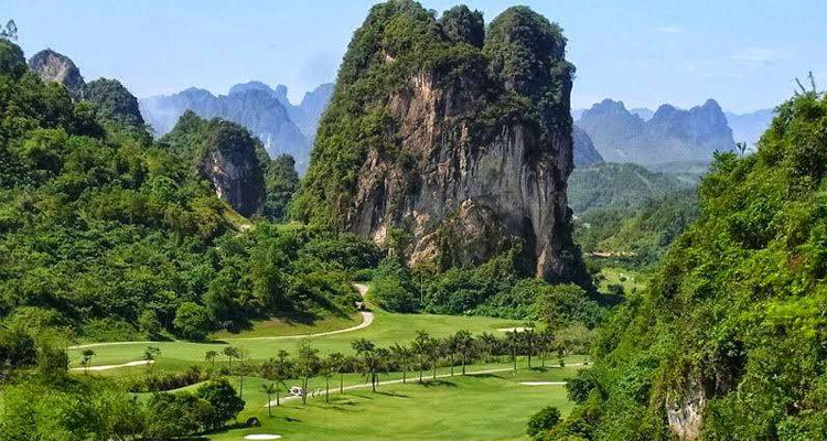 Hanoi, Hoa Binh, Ninh Binh Golf Tour
