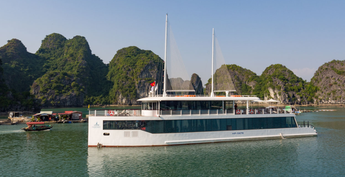 Jade Sails Halong Bay Day Tour