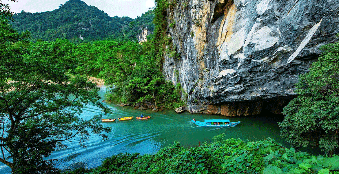 Paradise Cave & Phong Nha Cave One Day