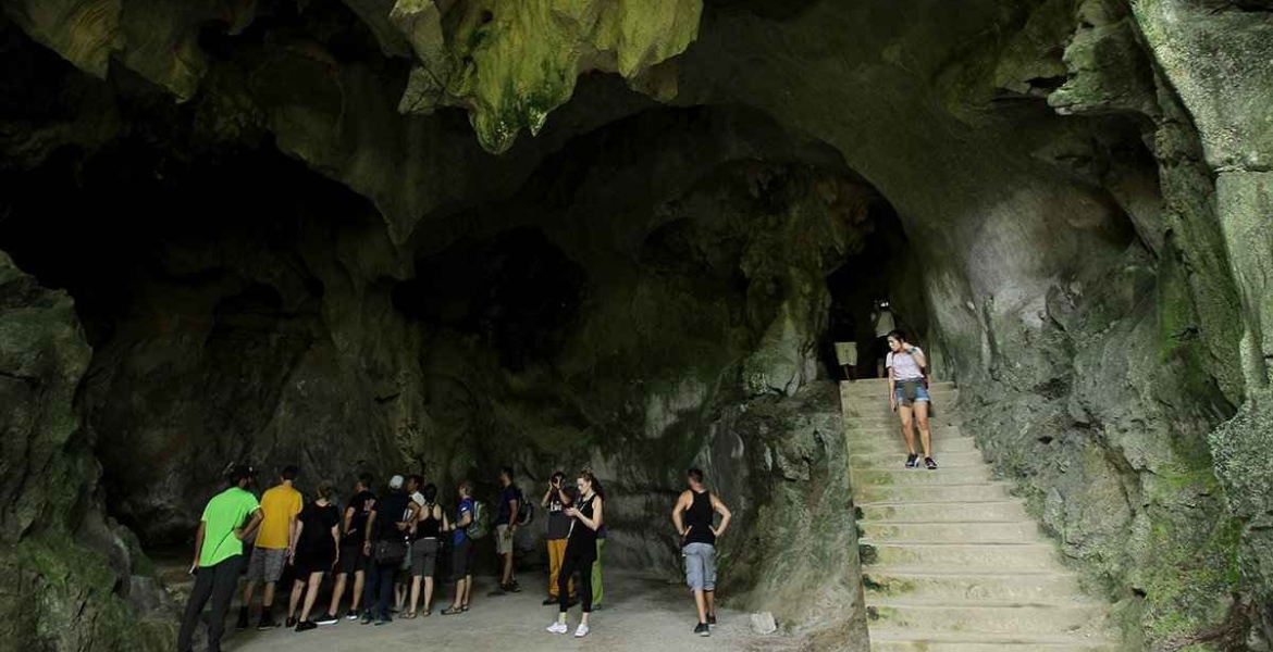 Northern Vietnam with Cat Ba Island 1 Week
