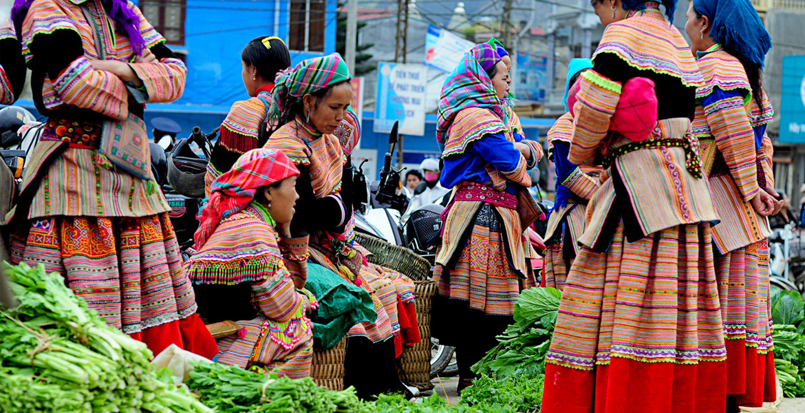 Sunday Bac Ha Market Tour